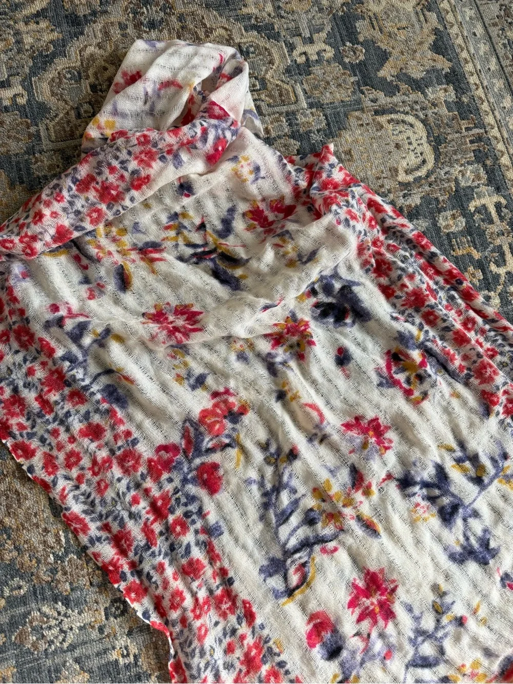 100% Wool Lucky Brand Floral Knit Scarf in White with Red, Blue & Yellow Accents